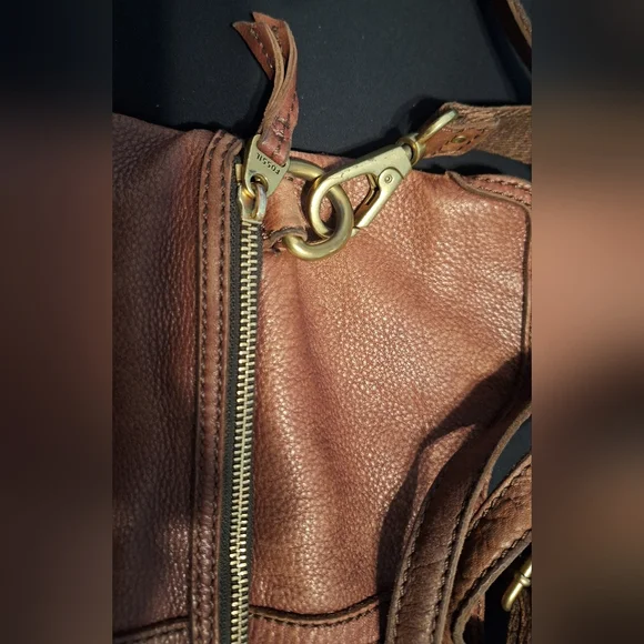 Fossil Foldover Leather Crossbody Messenger Bag - Picture 8 of 15